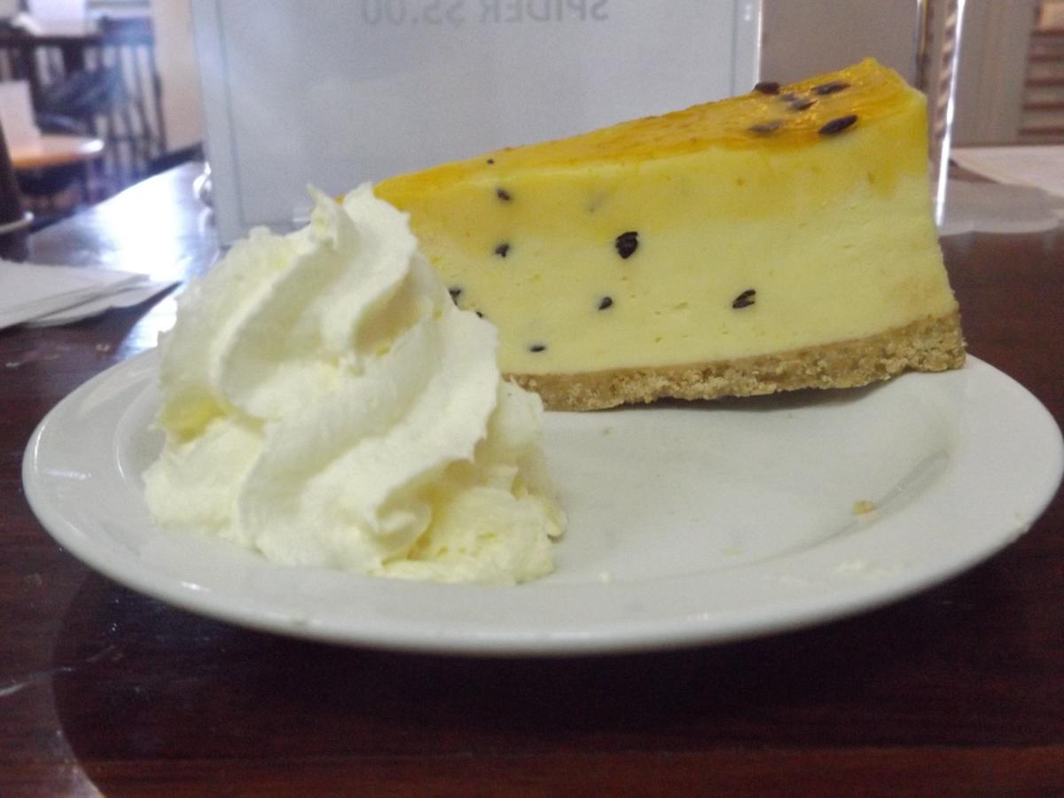 Queen Of The Murchison Guest House & Cafe Cue エクステリア 写真